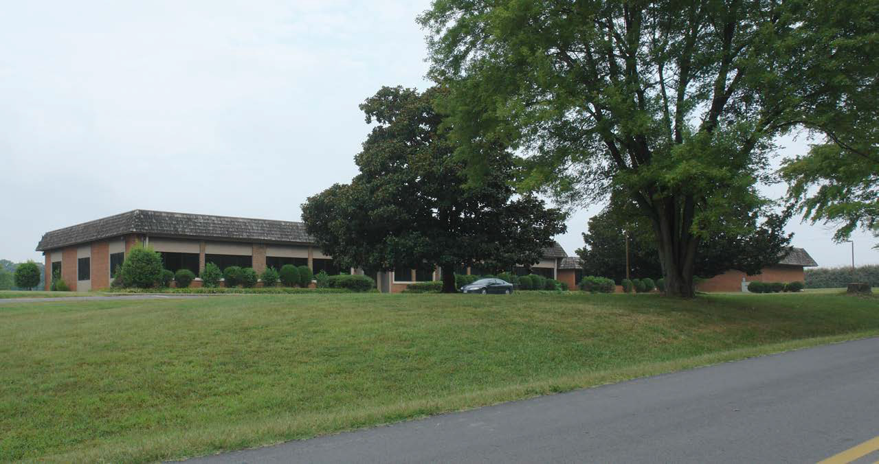 1700 Cardwell Road The Man With Square Feet®